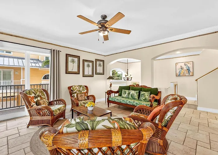 Exclusive Isla Bonita Holiday home Clearwater Beach