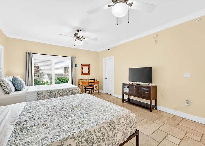Exclusive Isla Bonita Clearwater Beach
