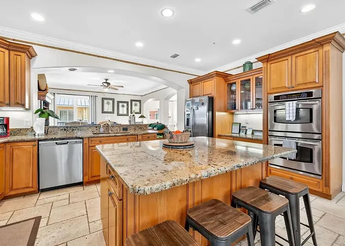 Exclusive Isla Bonita Holiday home Clearwater Beach